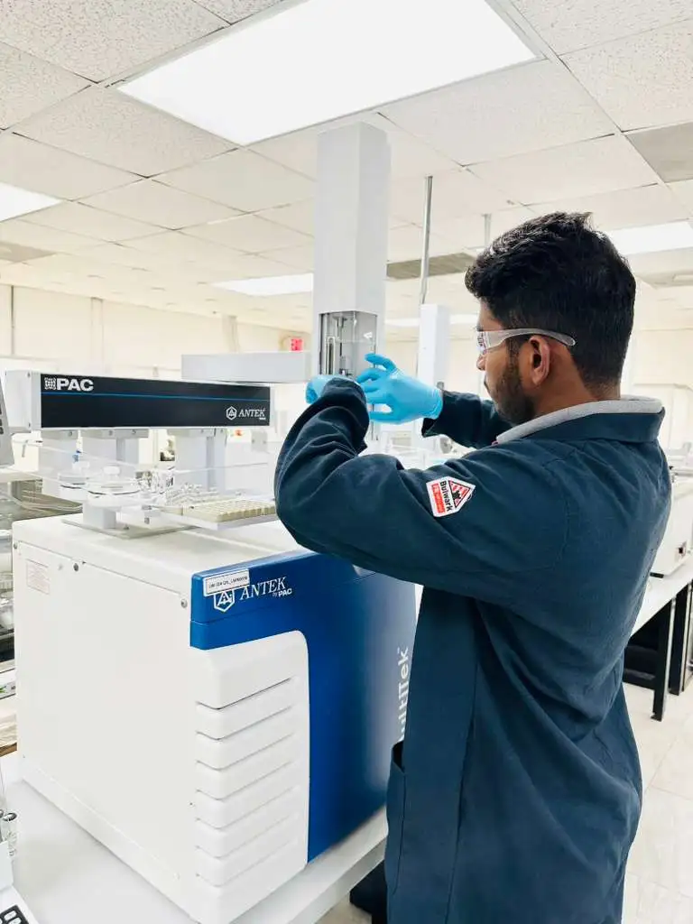 Petroleum sample analysis performed by AGT Labs expertise team